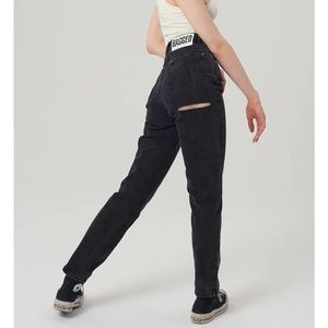 The ragged priest butt cut jean- charcoal